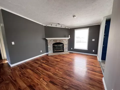4517 S 200, La Porte, IN 46350 photo 3