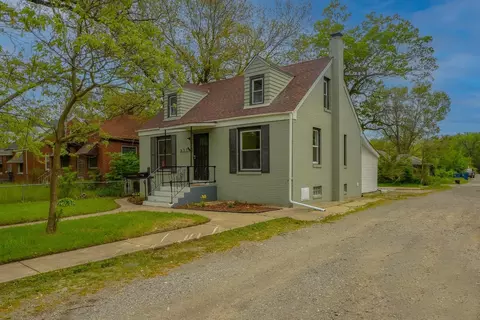 5111 W 7th Ave, Gary, IN 46406 photo 4