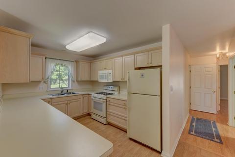 9746 Georgetowne Dr #A1, Highland, IN 46322 photo 7