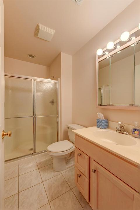 9746 Georgetowne Dr #A1, Highland, IN 46322 photo 14