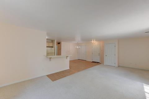 9746 Georgetowne Dr #A1, Highland, IN 46322 photo 5