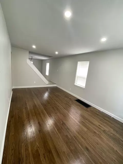 609 Ohio St, Gary, IN 46402 photo 6