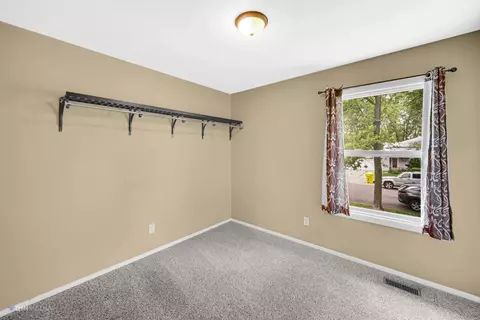 709 Darcy Ln, Griffith, IN 46319 photo 17