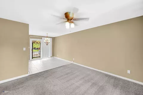 709 Darcy Ln, Griffith, IN 46319 photo 9