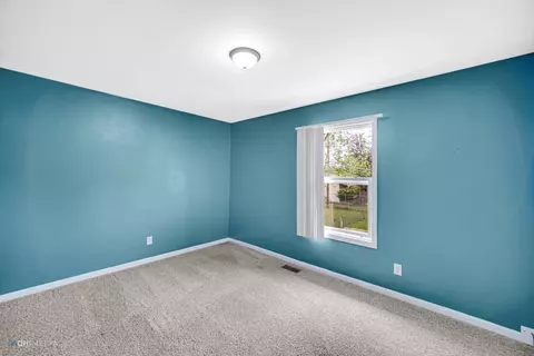 709 Darcy Ln, Griffith, IN 46319 photo 18