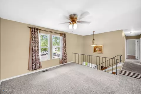 709 Darcy Ln, Griffith, IN 46319 photo 11