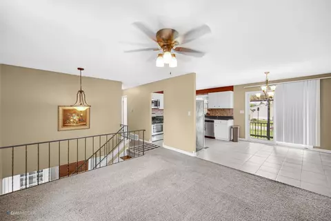 709 Darcy Ln, Griffith, IN 46319 photo 10