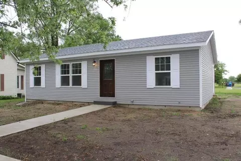 10 Madison St, Hamlet, IN 46532 photo 1