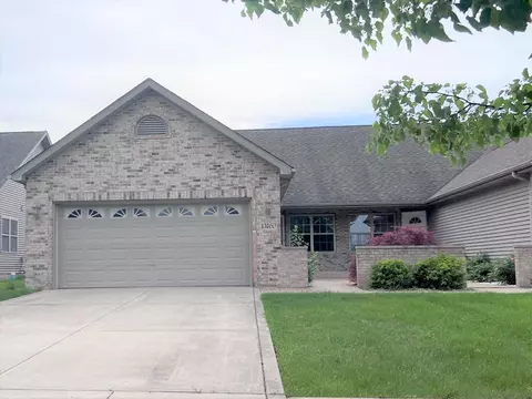10460 Pike St, Winfield, IN 46307 photo 1