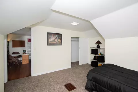 3724 Burr St, Gary, IN 46408 photo 23