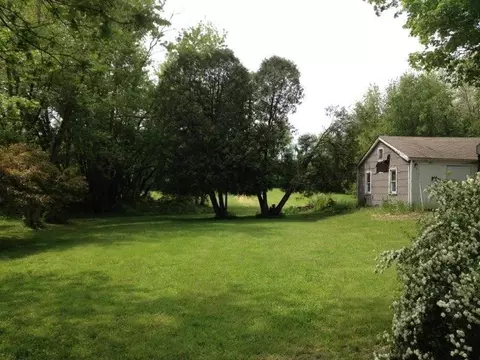 146 E Memory Ln, Chesterton, IN 46304 photo 2