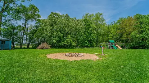 8312 E 101st Ave, Crown Point, IN 46307 photo 12