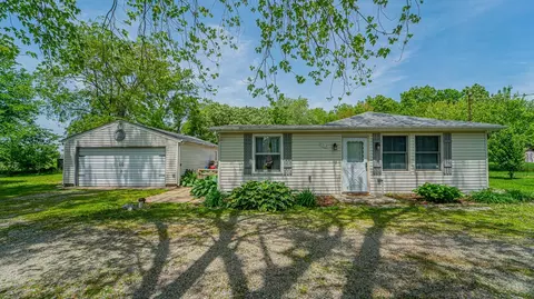 8312 E 101st Ave, Crown Point, IN 46307 photo 1