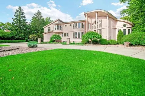 1105 Killarney Dr, Dyer, IN 46311 photo 1