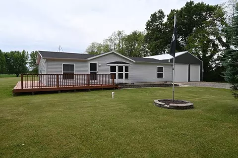 2632 E 450, La Porte, IN 46350 photo 2