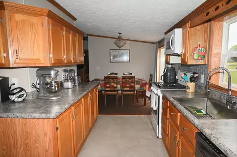 2632 E 450, La Porte, IN 46350 photo 7
