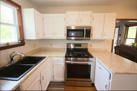 417 Hoffman St, Crown Point, IN 46307 photo 9