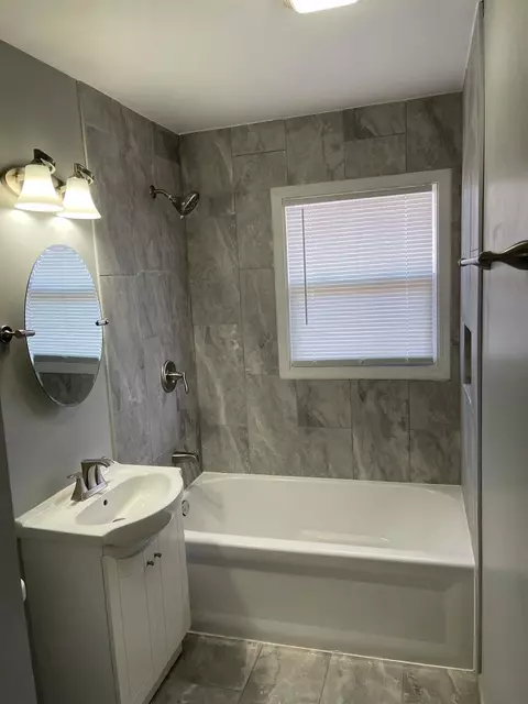 646 Allen St, Gary, IN 46403 photo 11