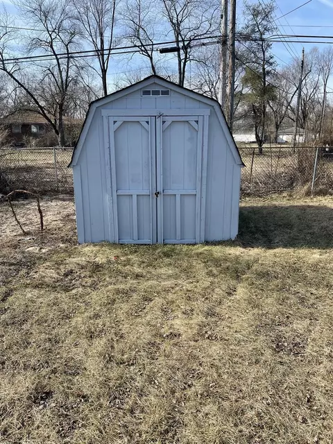 646 Allen St, Gary, IN 46403 photo 27
