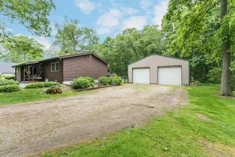 5910 E 129th Ave, Crown Point, IN 46307 photo 2
