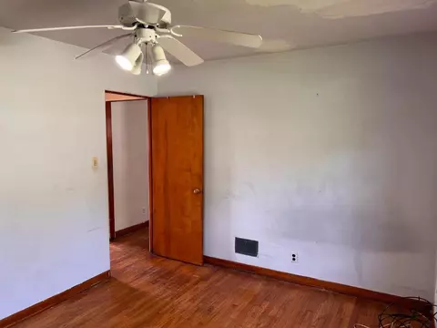 413 King St, Gary, IN 46406 photo 5