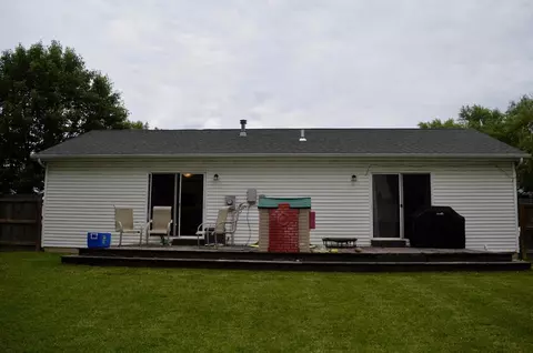354 Marilyn Rd, Burns Harbor, IN 46304 photo 32