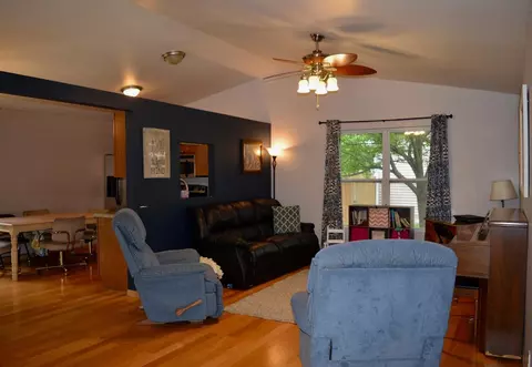 354 Marilyn Rd, Burns Harbor, IN 46304 photo 9