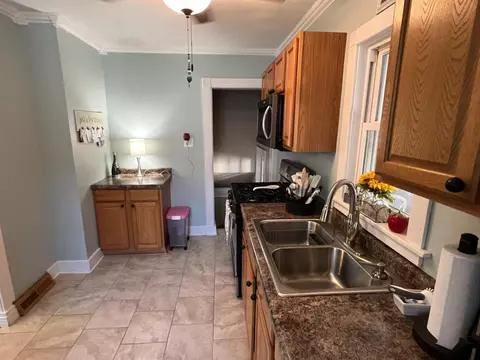 133 N Dwiggins St, Griffith, IN 46319 photo 5
