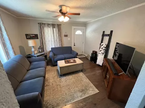 133 N Dwiggins St, Griffith, IN 46319 photo 8