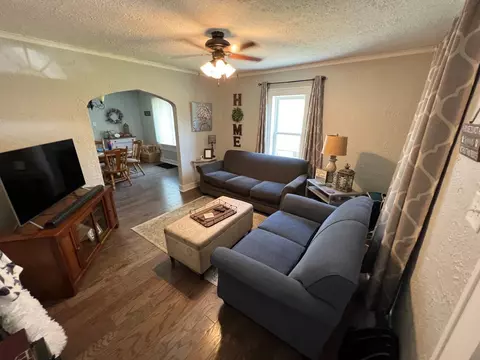 133 N Dwiggins St, Griffith, IN 46319 photo 7