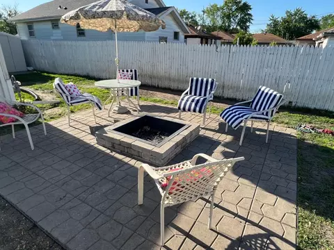 133 N Dwiggins St, Griffith, IN 46319 photo 3