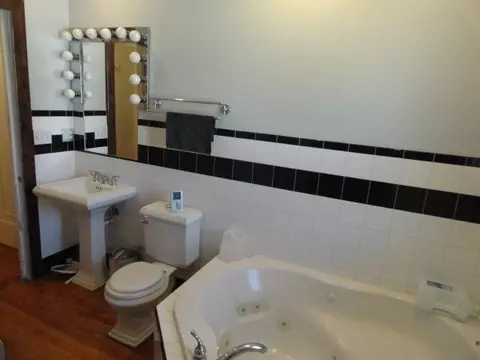 513 N Arch St, Monon, IN 47959 photo 8