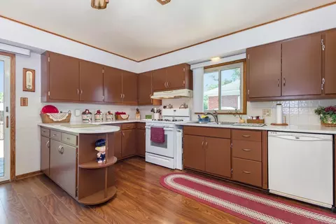 829 N Broad St, Griffith, IN 46319 photo 15