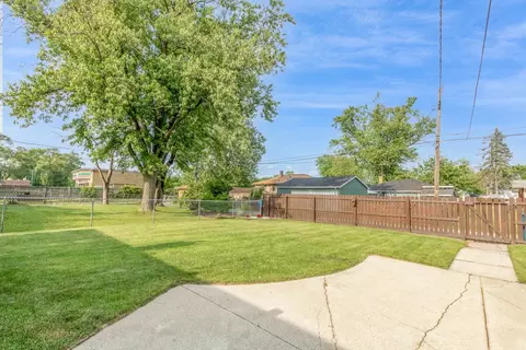 829 N Broad St, Griffith, IN 46319 photo 25