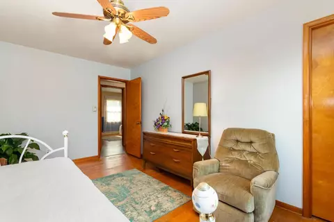 829 N Broad St, Griffith, IN 46319 photo 9