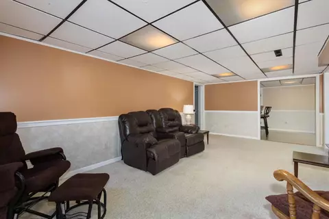 829 N Broad St, Griffith, IN 46319 photo 20