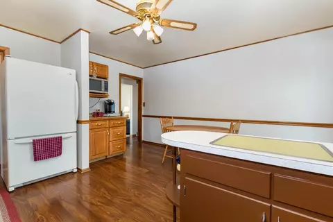 829 N Broad St, Griffith, IN 46319 photo 17
