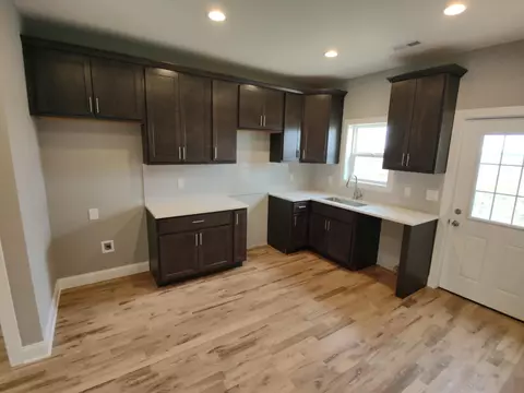 54 S Jefferson St, Hamlet, IN 46532 photo 2