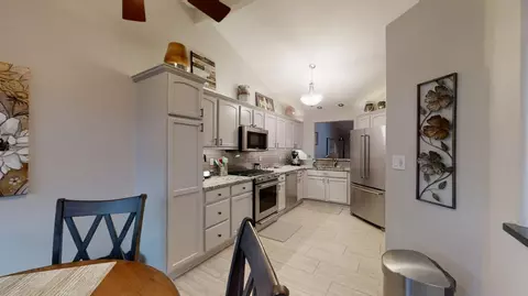 2003 Silver Hawk Dr, Crown Point, IN 46307 photo 5