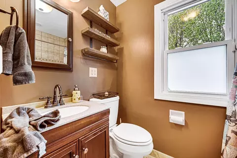 8315 Walnut Dr, Munster, IN 46321 photo 16