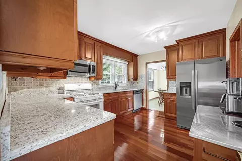 8315 Walnut Dr, Munster, IN 46321 photo 9