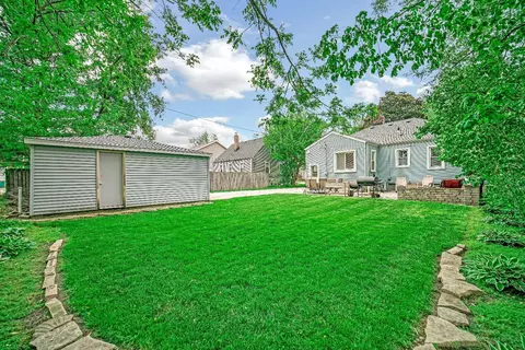 8315 Walnut Dr, Munster, IN 46321 photo 21