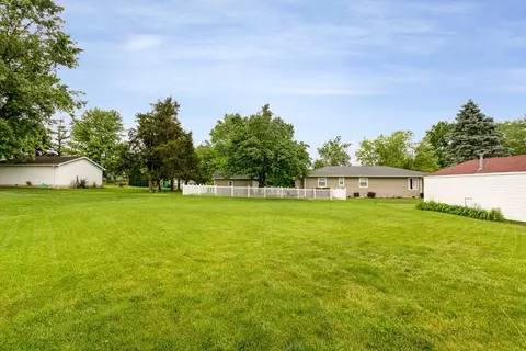 405 E Bates St, Hebron, IN 46341 photo 21