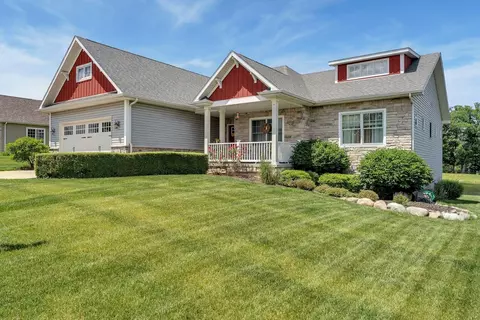 254 E 127th Pl, Crown Point, IN 46307 photo 4