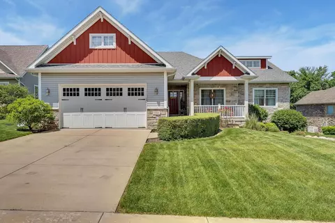 254 E 127th Pl, Crown Point, IN 46307 photo 2