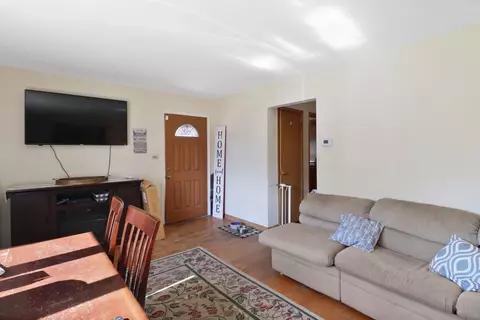 125 N Jay St, Griffith, IN 46319 photo 4