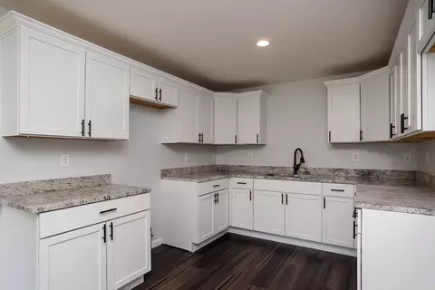 205 3rd St, Wheeler, IN 46393 photo 6