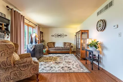 1445 W Ash Pl, Griffith, IN 46319 photo 6