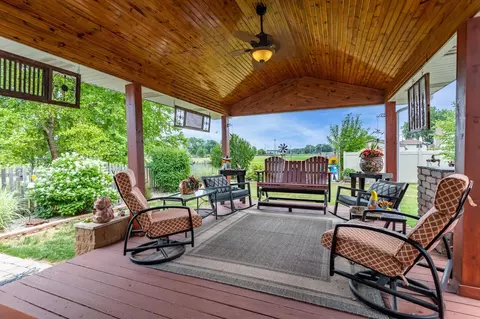 1445 W Ash Pl, Griffith, IN 46319 photo 31