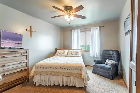 1445 W Ash Pl, Griffith, IN 46319 photo 16
